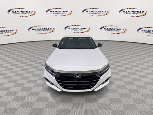 Used 2022 Honda Accord Sport image 3