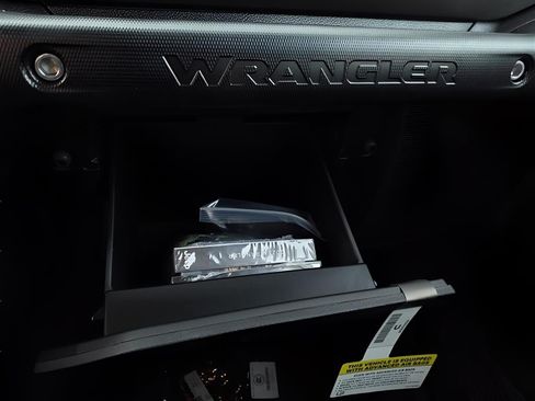 New 2023 Jeep Wrangler Unlimited w/ Cold Weather Group AWD/4WD image 15