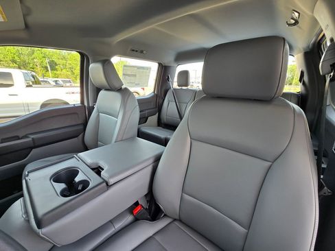 New 2026 Ford F250 XL RWD image 13