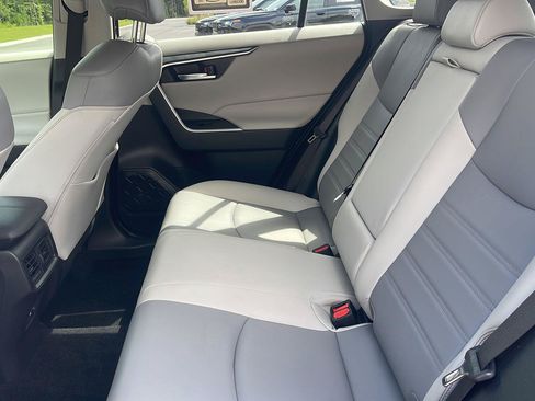 Used 2021 Toyota RAV4 XLE Premium AWD/4WD image 34
