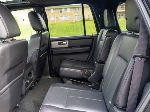 Used 2016 Ford Expedition Limited w/ Equipment Group 301A AWD/4WD image 31