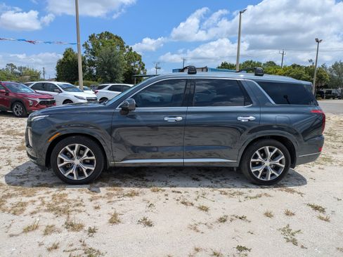 Used 2022 Hyundai Palisade Limited FWD image 7