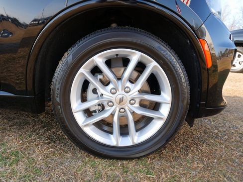 Used 2024 Dodge Durango GT image 11