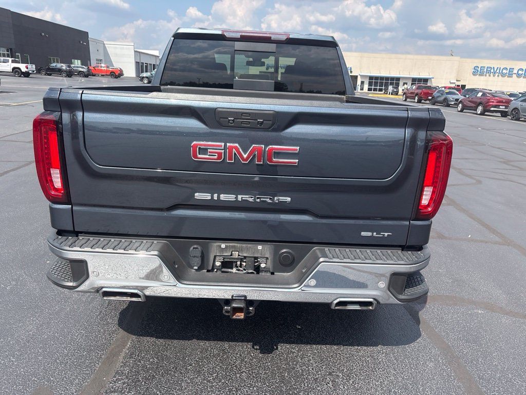 Used 2022 GMC Sierra 1500 SLT w/ SLT Premium Plus Package AWD/4WD image 16