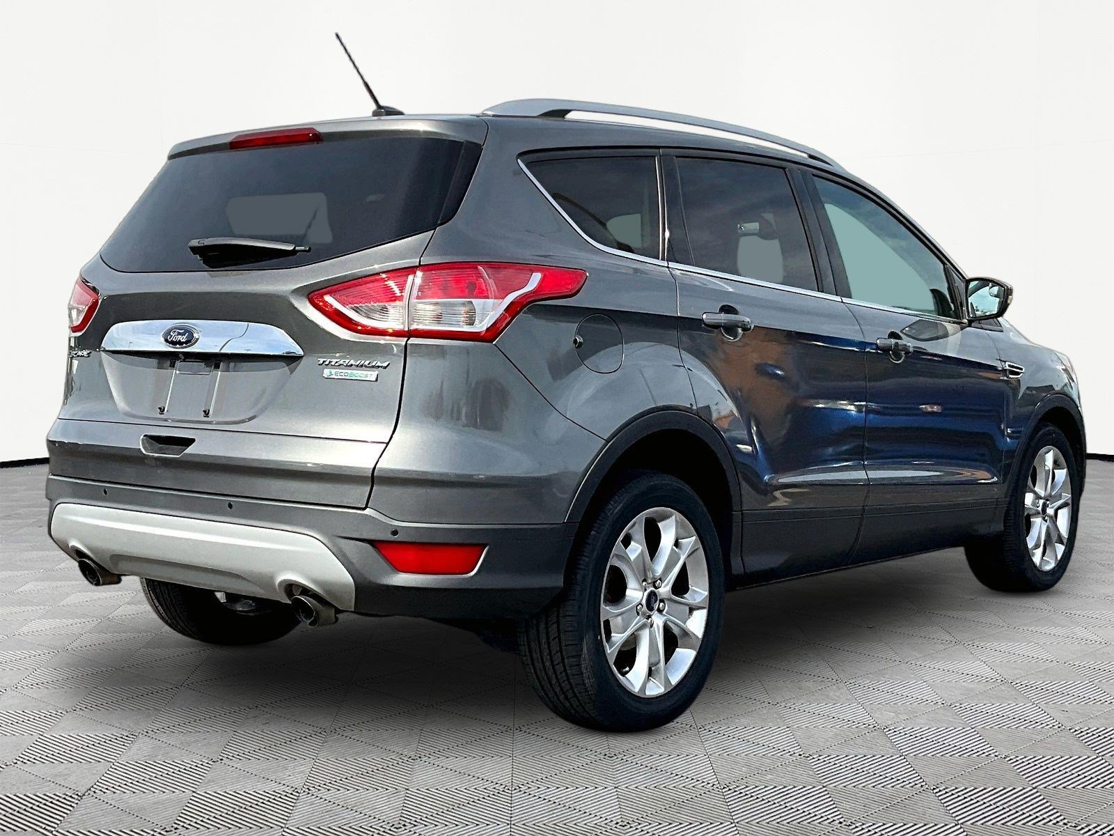 Used 2014 Ford Escape Titanium FWD image 6