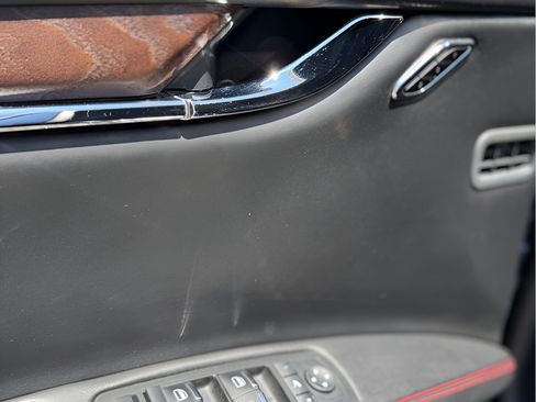 Used 2018 Maserati Quattroporte S GranLusso Q4 AWD/4WD image 12