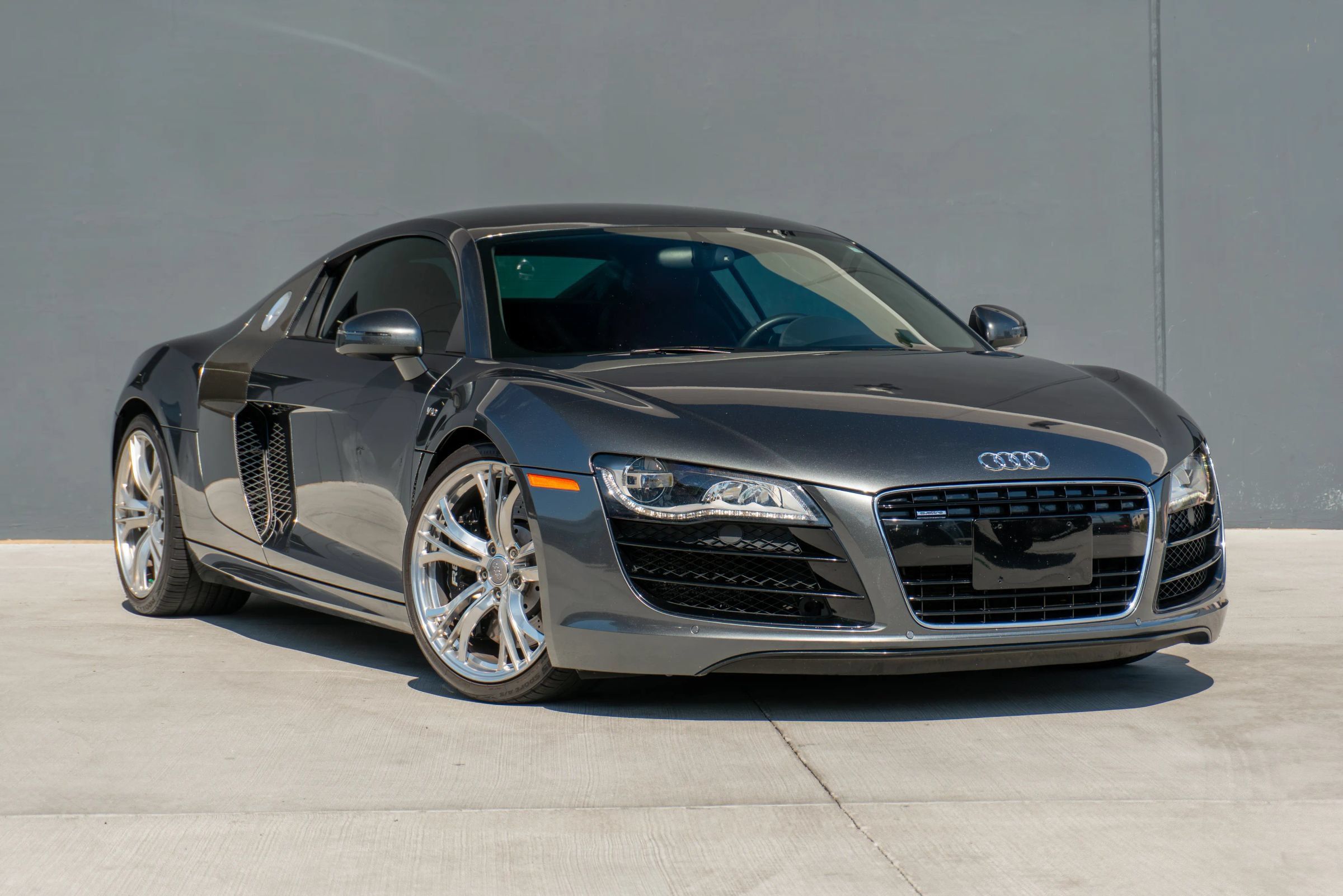 Used 2011 Audi R8 V10 AWD/4WD image 5