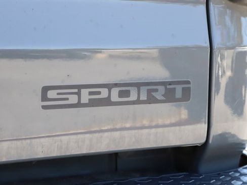 Used 2021 Jeep Gladiator Sport image 10