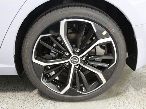 New 2025 Nissan Altima 2.5 SR w/ SR Premium Package image 10