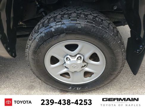 Certified 2021 Toyota Tundra SR5 w/ SR5 Leather Package AWD/4WD image 12