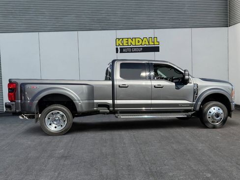 Certified 2023 Ford F450 Lariat w/ Camper Package image 6