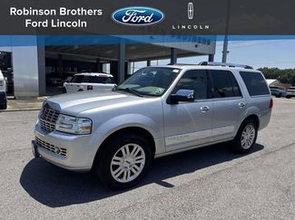 Used 2012 Lincoln Navigator 2WD video 1
