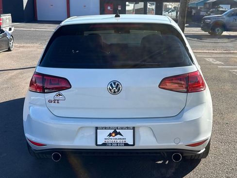 Used 2017 Volkswagen GTI SE image 6
