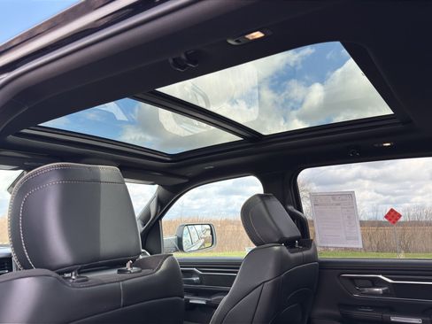 Used 2023 RAM 1500 Laramie AWD/4WD image 42