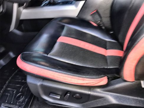 Used 2020 Ford F150 Lariat w/ Equipment Group 502A Luxury image 12