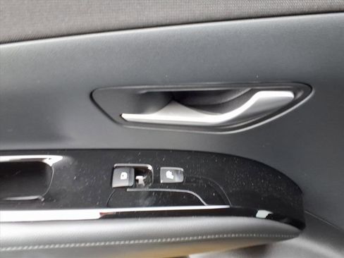 Certified 2023 Hyundai Tucson Limited w/ Cargo Package image 13