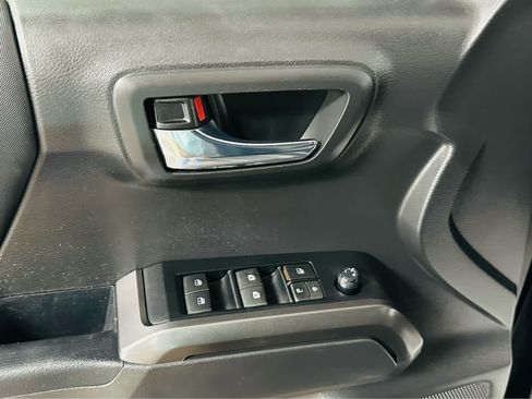 Certified 2023 Toyota Tacoma TRD Sport w/ Advanced Technology Package AWD/4WD image 20
