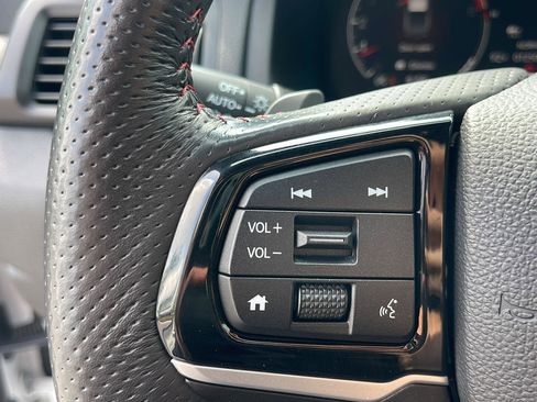 Used 2025 Honda Ridgeline Black Edition image 21
