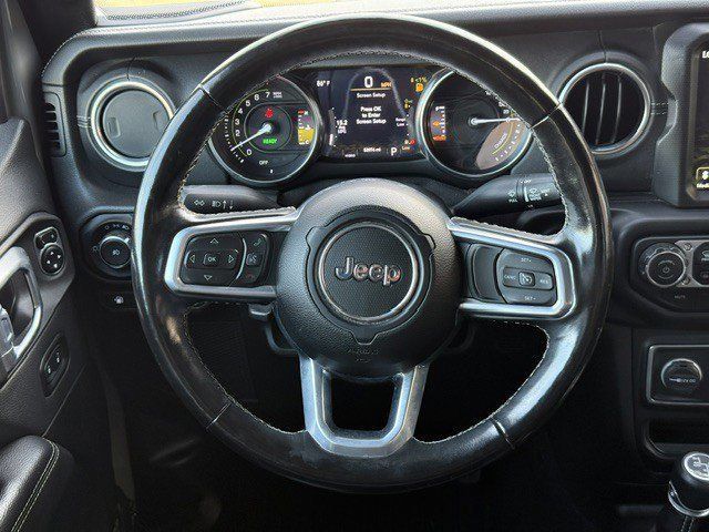Used 2021 Jeep Wrangler Unlimited Sahara w/ Cold Weather Group AWD/4WD image 27