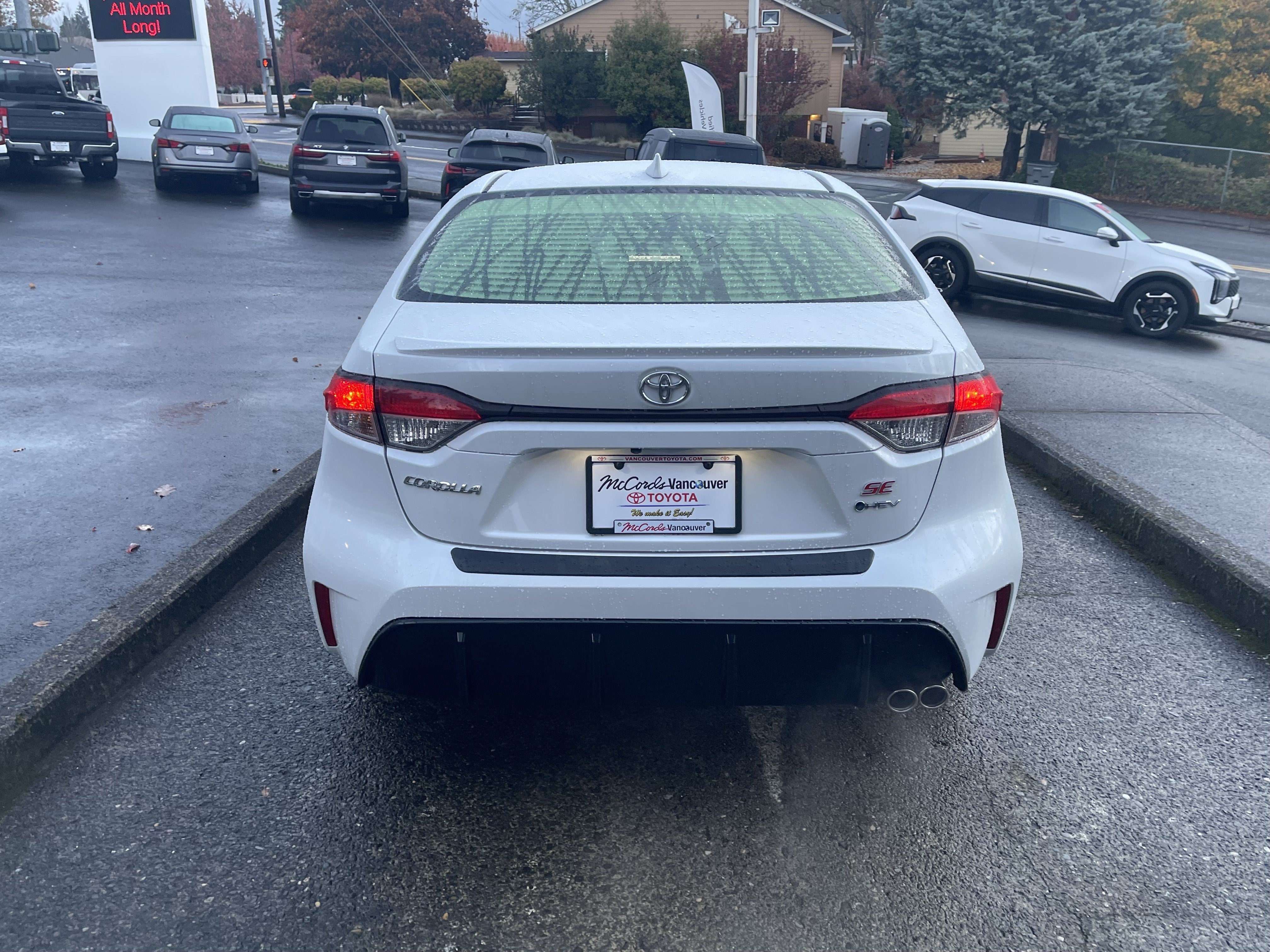 Used 2026 Toyota Corolla SE w/ SE Premium Package AWD/4WD image 6