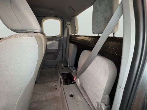 Used 2011 Toyota Tacoma 2WD Access Cab image 33
