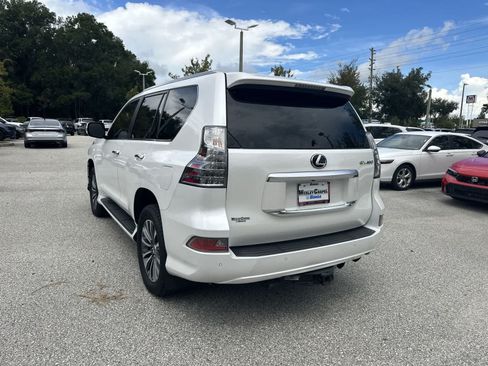 Used 2023 Lexus GX 460 Luxury AWD/4WD image 4