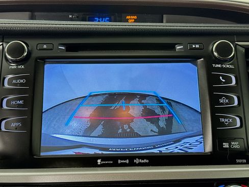 Used 2016 Toyota Highlander XLE AWD/4WD image 14