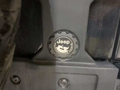 Used 2025 Jeep Wrangler Unlimited Rubicon w/ XTREMEE 35" Tire Package image 10