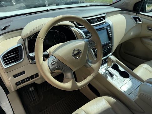 Used 2016 Nissan Murano Platinum w/ Platinum Technology Package image 3