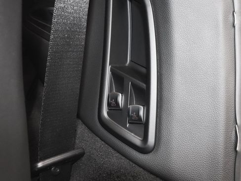 Used 2022 BMW X7 xDrive40i w/ Premium Package image 24