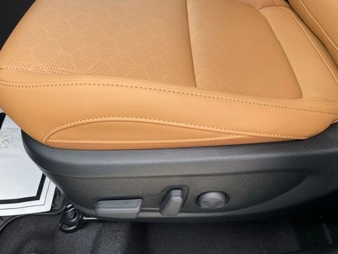 New 2026 Kia Seltos EX FWD image 10