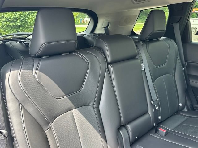 Used 2025 INFINITI QX60 Pure AWD/4WD image 32