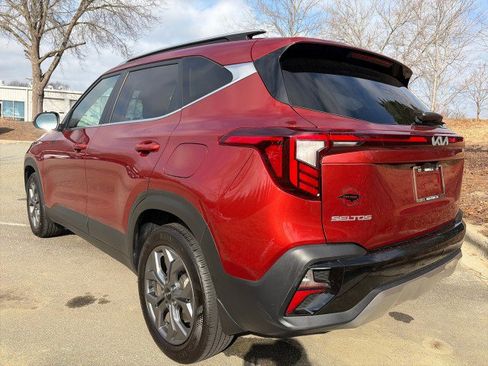 Used 2024 Kia Seltos S image 5