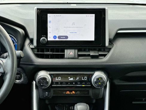 Used 2023 Toyota RAV4 AWD Hybrid image 26
