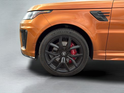 Used 2019 Land Rover Range Rover Sport SVR AWD/4WD image 30