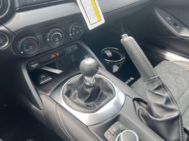 New 2024 MAZDA MX-5 Miata RF Club w/ Interior Package RWD image 41