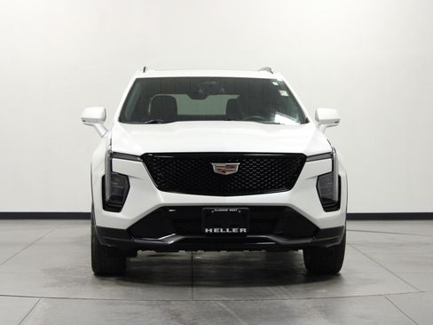Used 2024 Cadillac XT4 Sport image 9