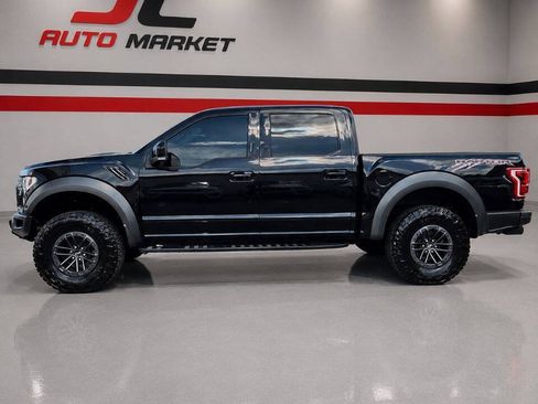 Used 2019 Ford F150 Raptor w/ Equipment Group 802A Luxury AWD/4WD image 2