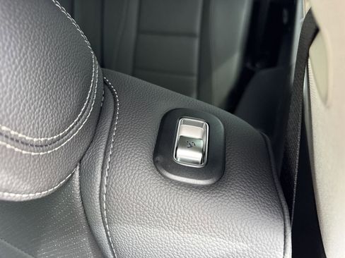 New 2026 Mercedes-Benz GLS 450 4MATIC image 14