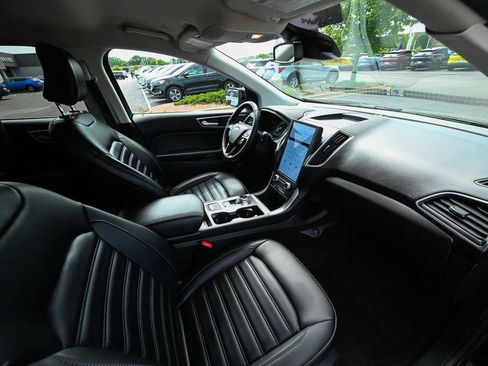 Certified 2024 Ford Edge SEL w/ Convenience Package AWD/4WD image 25