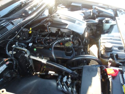 Used 2004 Mercury Grand Marquis LS image 24