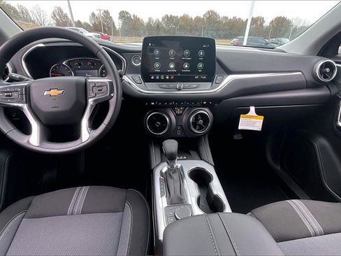 New 2026 Chevrolet Blazer LT w/ Convenience Package image 5