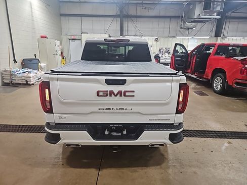 Used 2024 GMC Sierra 1500 Denali w/ Technology Package image 6