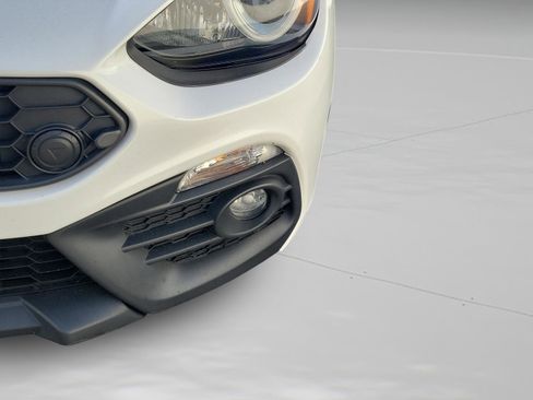 Used 2017 FIAT 124 Spider Abarth image 20