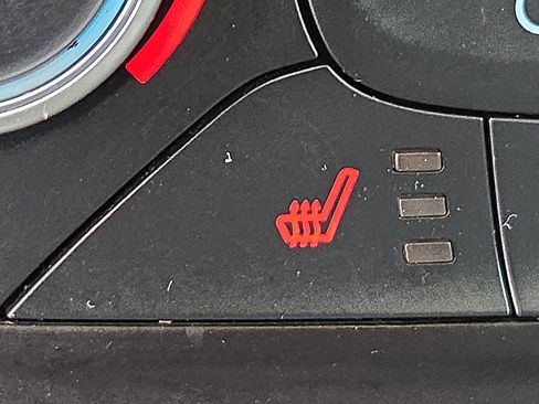 Used 2018 Ford Escape SE image 22