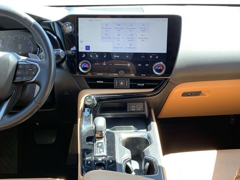 Used 2024 Lexus NX 250 FWD w/ Cold Area Package image 31