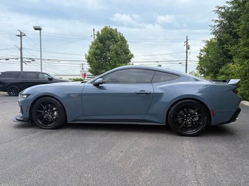 Used 2024 Ford Mustang GT Premium RWD image 2