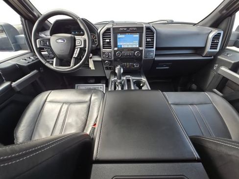 Used 2018 Ford F150 XLT w/ Equipment Group 302A Luxury AWD/4WD image 10