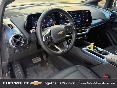 Used 2024 Chevrolet Equinox EV LT FWD image 6