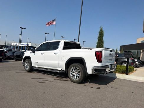 Used 2022 GMC Sierra 1500 SLT AWD/4WD image 5